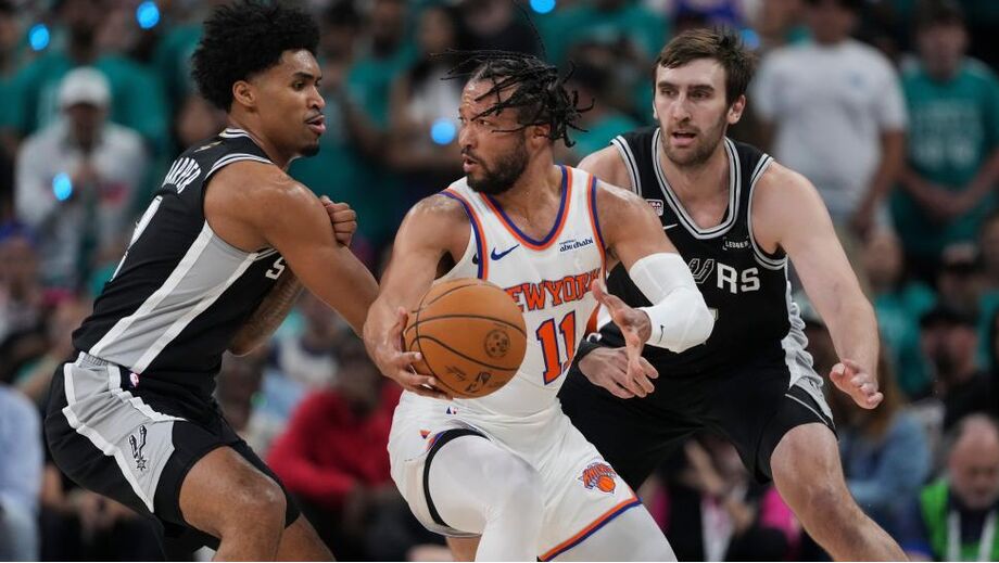 Jalen Brunson em grande destaque no primeiro jogo da final da NBA entre Knicks e Spurs