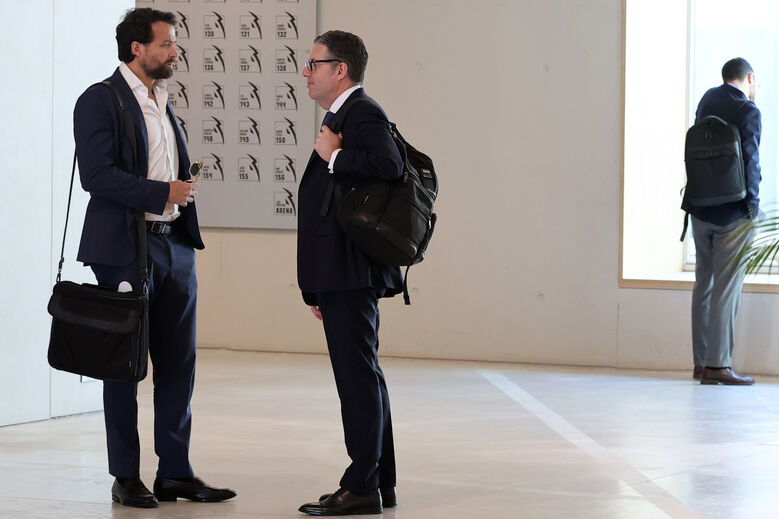 FC Porto encontra-se representado na AG da Liga pelo CFO Pereira da Costa e por Nuno Santos Rocha, responsável jurídico do clube