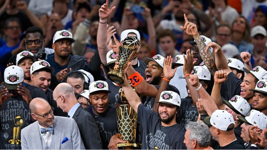 New York Knicks celebram título de campeões