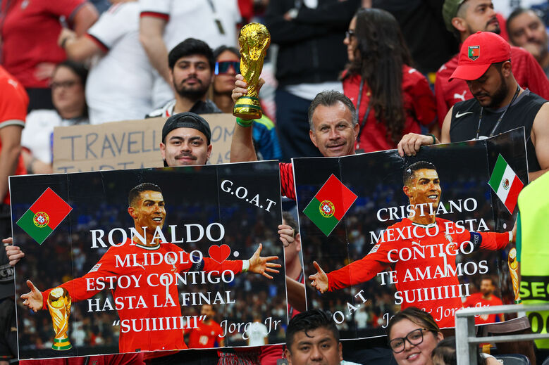 Cristiano Ronaldo com muito apoio nas bancadas