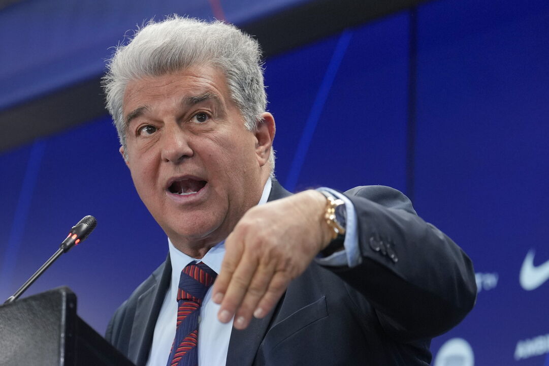 Joan Laporta fala aos sócios do Barcelona