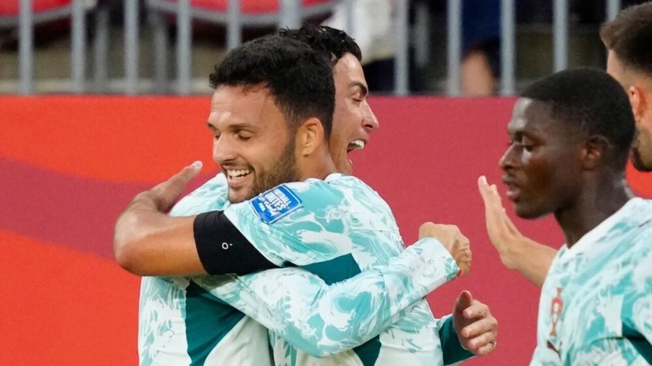 Gonçalo Ramos e Cristiano Ronaldo