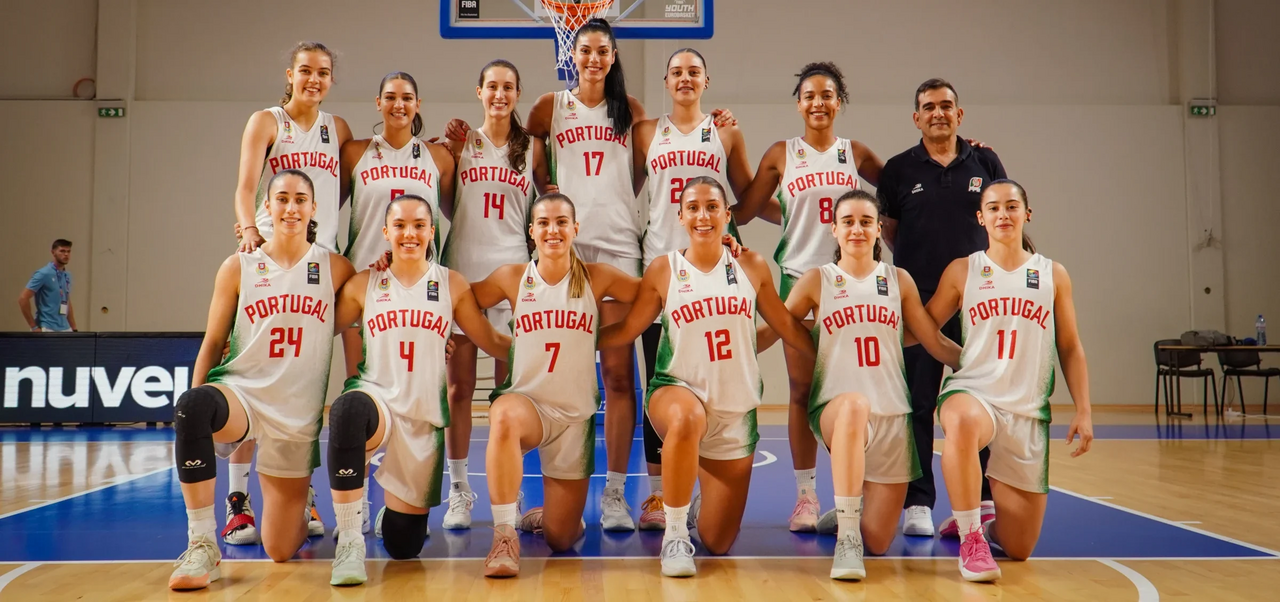 Portugal entra a vencer no Europeu 