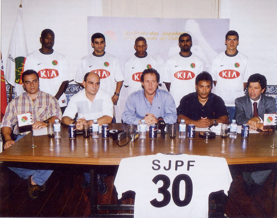 Apresentação do estágio do Sindicato de Jogadores em 2001