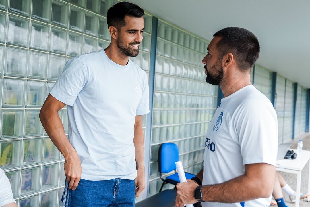 Diogo Costa à conversa com Farioli no Olival