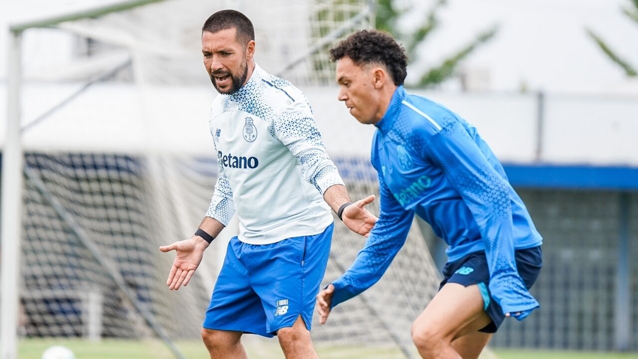 Jogadores do FC Porto em treino, em preparação para jogo contra Hibernian