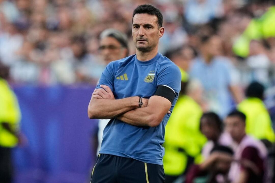 Scaloni no jogo diante da Suíça