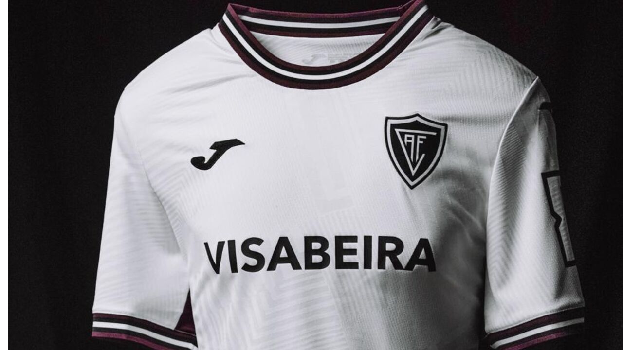 A nova camisola do Académico Viseu