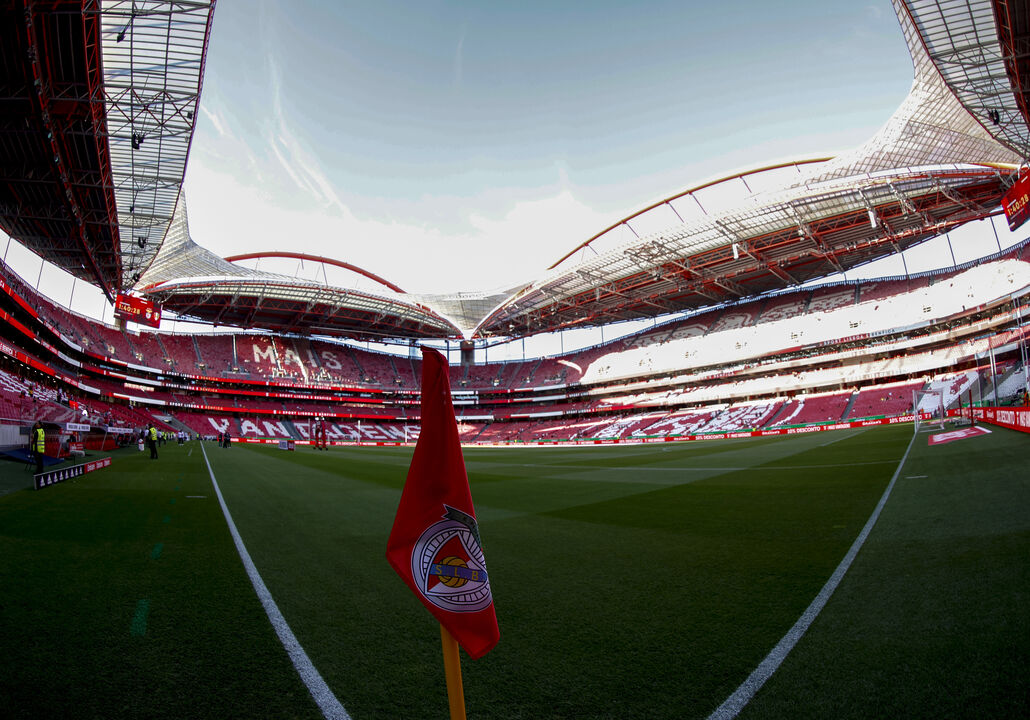 Estádio da Luz preparado para jogo