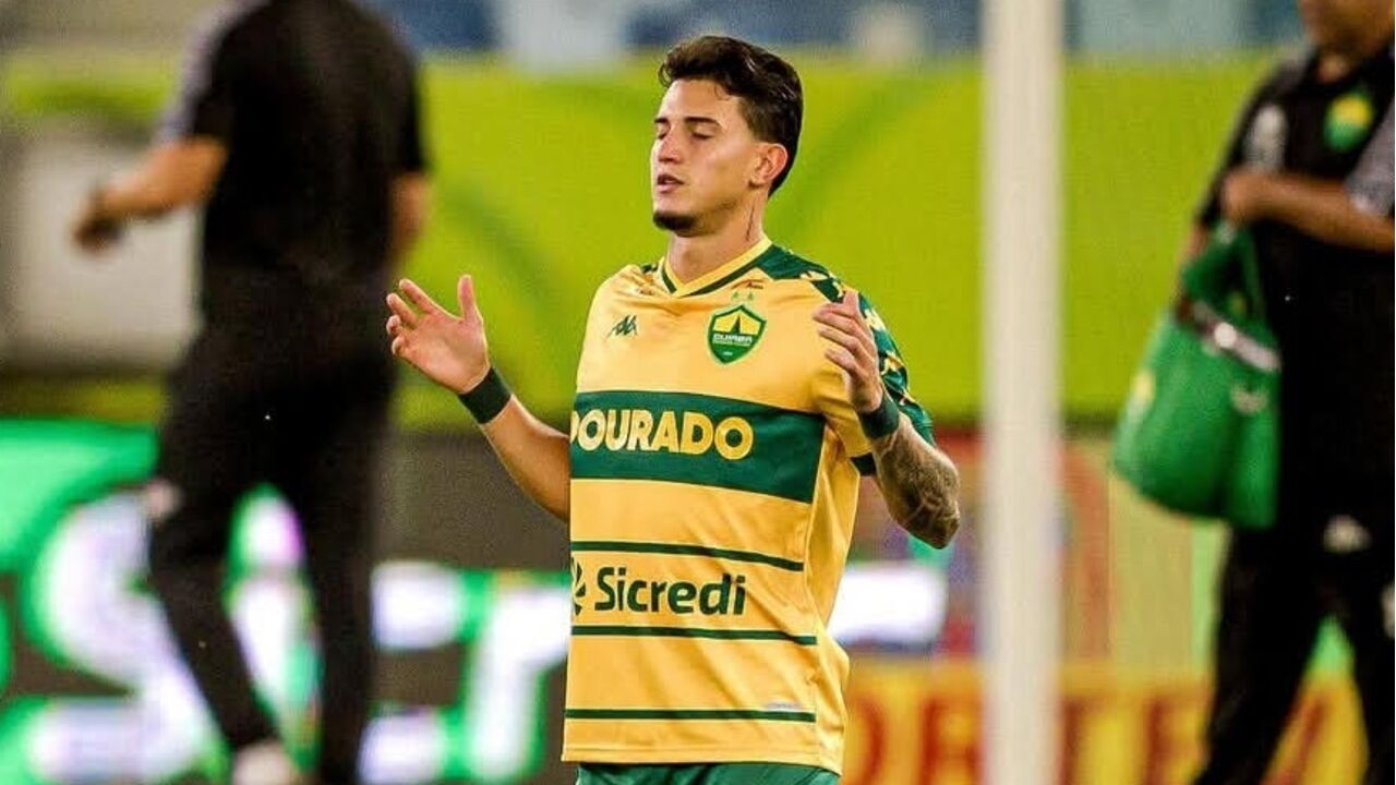 Jader e Italo Cabelinho reforçam Portimonense, cedidos pelo Santa Clara