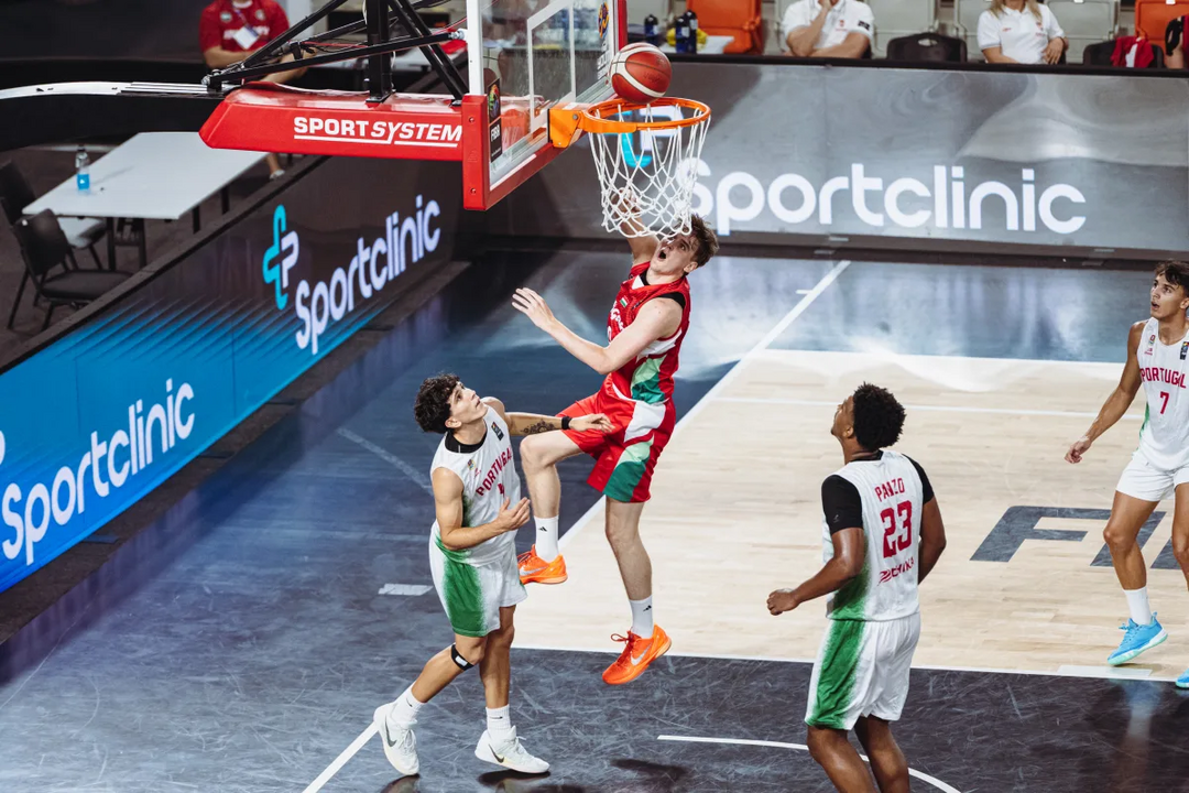 Portugal está nas meias-finais do Euro sub-20 (Divisão B)