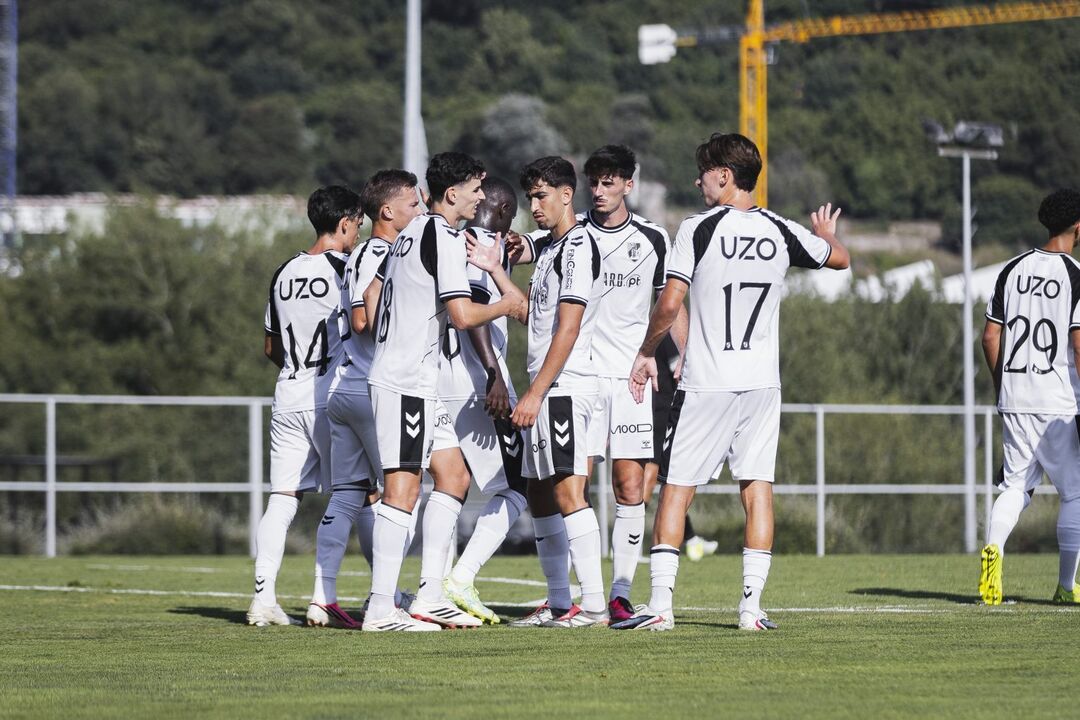 V. Guimarães vence particular com a Académica