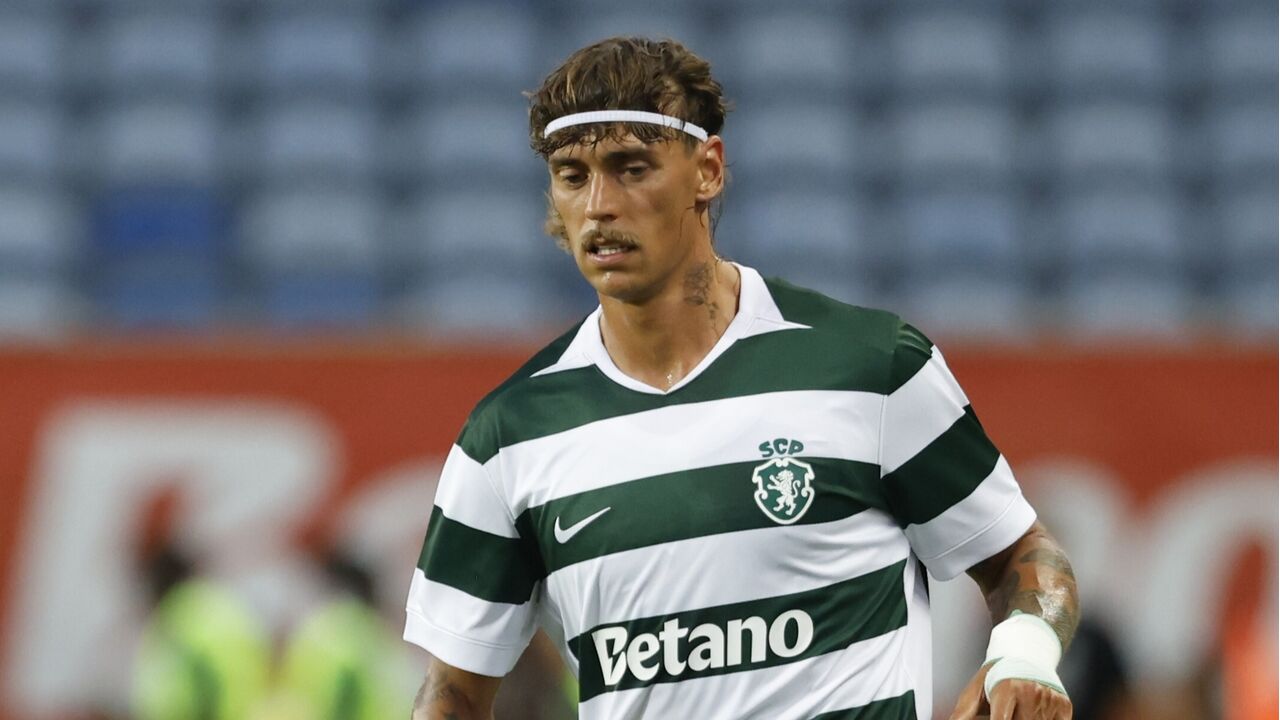 Ricardo Mangas frente ao Estrasburgo 