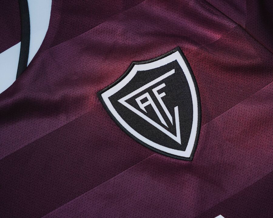 Terceiro equipamento do Académico Viseu para 2026/27