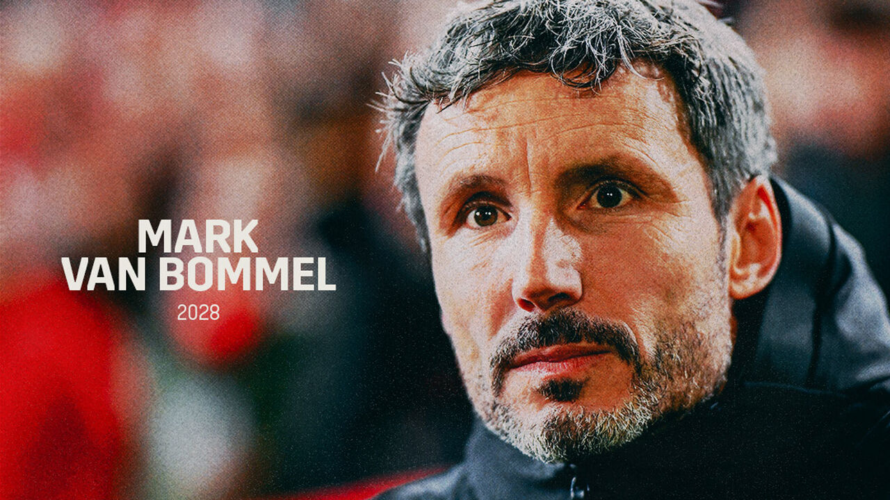 Oficial: Mark van Bommel sucede a Rudi Garcia como selecionador da Bélgica