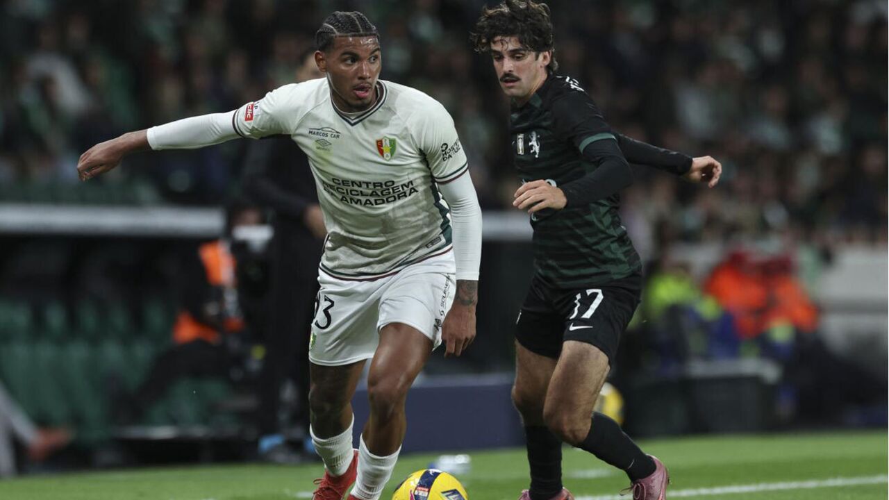 Otávio num jogo frente ao Sporting na temporada 2025/26