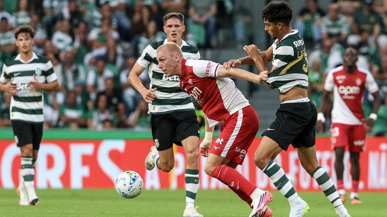 Felicíssimo suplanta Ibrahima Ba no Sporting, impressionando o treinador Rui Borges