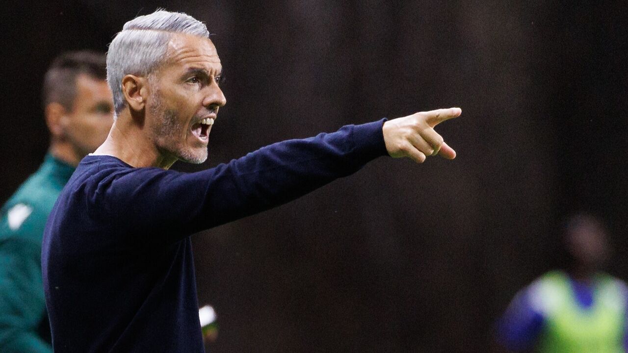 Carlos Vicens, treinador do Sp. Braga, durante o jogo contra o Zeleznicar