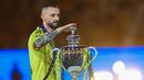 Brozovic (33 anos) - a recuperar de uma lesão prolongada