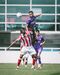 Gabriel Silva em disputa aérea