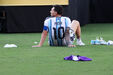 Messi não conteve as lágrimas após a derrota com Espanha