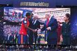 Trump entregou a taça de campeão