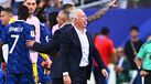 Deschamps comemorou vitória sobre o Paraguai colocando a língua de fora