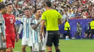 Messi de dedo em riste em momento tenso com João Pinheiro no Argentina-Suíça: «Fala bem comigo!»
