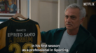 Mourinho na Netflix: camisola de Cristiano Ronaldo, chuteiras de Maradona e o troféu que lembra o Benfica