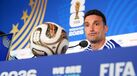 Scaloni em conferência de imprensa