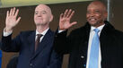 Gianni Infantino e Patrice Motsepe, presidente da CAF