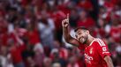 Pavlidis marca e aponta para as bancadas do Estádio da Luz