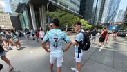 Portugal com forte apoio à porta do hotel em Toronto