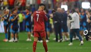 Cristiano Ronaldo em lágrimas após o adeus de Portugal ao Mundial'2026
