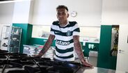 Zalazar com a camisola do Sporting