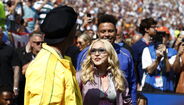 Ronaldinho Gaúcho e Ronaldo Nazário com Madonna