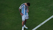 Messi não conteve as lágrimas após a derrota com Espanha