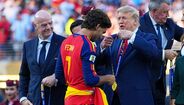 Trump entregou a taça de campeão
