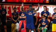 «Os reis do mundo»: 2 milhões de adeptos festejam glória da seleção espanhola nas ruas de Madrid