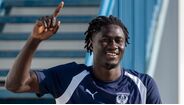 Djibril Gueye será reforço do Sporting