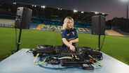 DJ Armanda Santana exibe o 3.º equipamento do Estoril