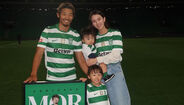 Morita, a mulher e os filhos em Alvalade