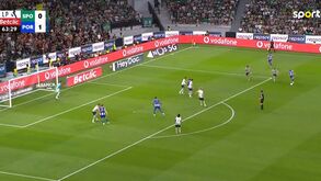 Este golaço de William Gomes em Alvalade foi eleito o melhor da Liga Betclic 2025/26