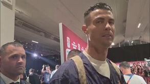 «Vamos estar preparados»: Cristiano Ronaldo antecipa duelo com a Espanha nos 'oitavos' do Mundial