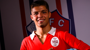 Diogo Prioste com as cores do Gil Vicente