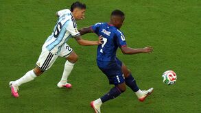 Jovane Cabral e Molina durante o Argentina-Cabo Verde