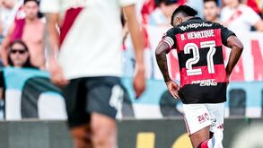 Bruno Henrique festeja golo no particular entre Flamengo e River Plate no Estádio Algarve