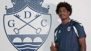 Oficial: Wilson Tavares é reforço do Chaves