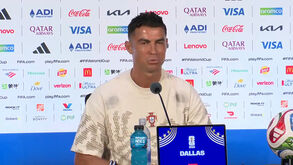 Cristiano Ronaldo: «Hoje cruzámo-nos com malta da Venezuela, da Colômbia. E ver muitos com lágrimas nos olhos...»
