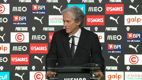Jorge Jesus diz que se preparou muito para 'este dia' e brinca com jornalista: «Vejo-te todos os dias...»